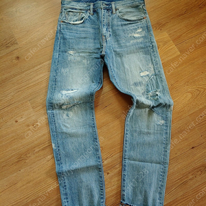 리바이스 Levi's 522. vintage destroyed slim tapered jean. 빈티지 디스트로이드 슬림테이퍼드진. 30사이즈.