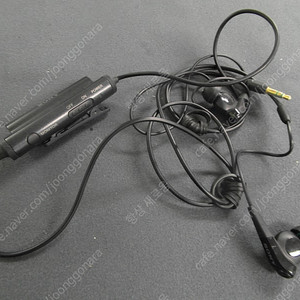 (택포3만원) SONY 캐널형 노이즈 캔슬링 이어폰 블랙 MDR-NC33 팝니다.