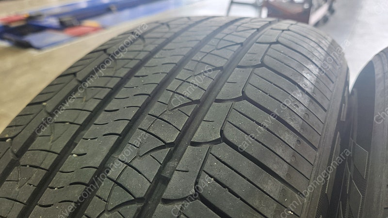 XM3에 장착했던 215/60R17 넥센 AH8 타이어 중고 2개 판매합니다.