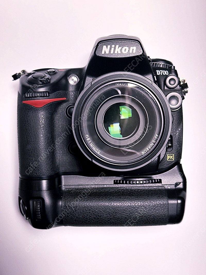 니콘 D700과 전용세로그립 / nikkor 50mm f 1.8G