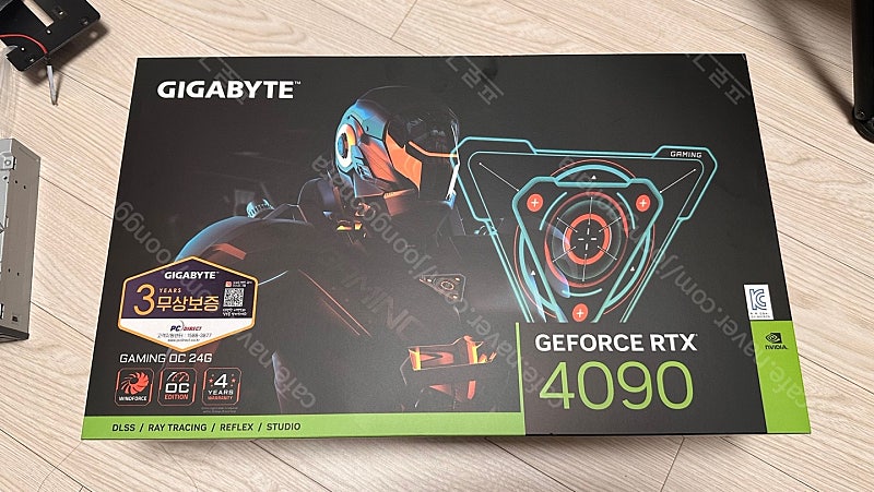 GIGABYTE 지포스 RTX4090 GAMING OC D6X 24GB 피씨디렉트 팝니다.