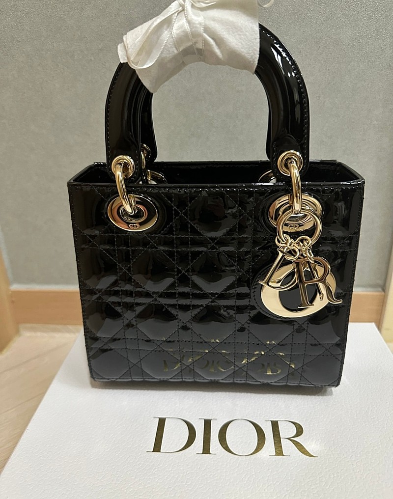 가격내림!! [Dior] 레이디디올 페이던트 스몰