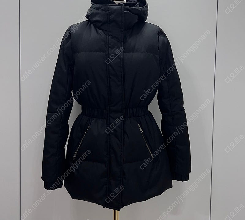 정품 Moncler 몽클레어 fatsia 블랙 후드 패딩 1