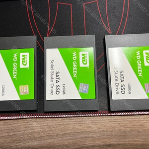 WD GREEN 120GB SSD 3개 일괄 3만원에 팝니다.