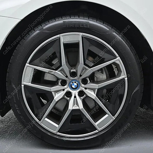 BMW 5 출고타이어 피렐리 피제로 245/45/19