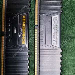 CORSAIR DDR4 VENGEANCE LPX BLACK (32GB(16Gx2))