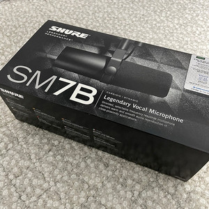 Shure SM-7B 슈어 마이크 팝니다.