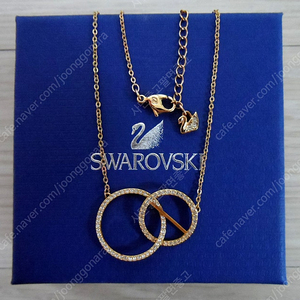 SWAROVSKI 스와로브스키 목걸이 (보증서/제품박스/쇼핑백 포함) 111,000원 (무료배송)