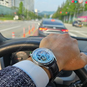 오리스 아뜰리에 스켈레톤 40mm 판매합니다