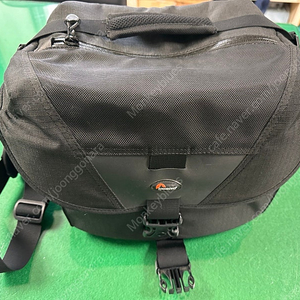 로우프로 스텔스리포터 D300AW 카메라 가방.
