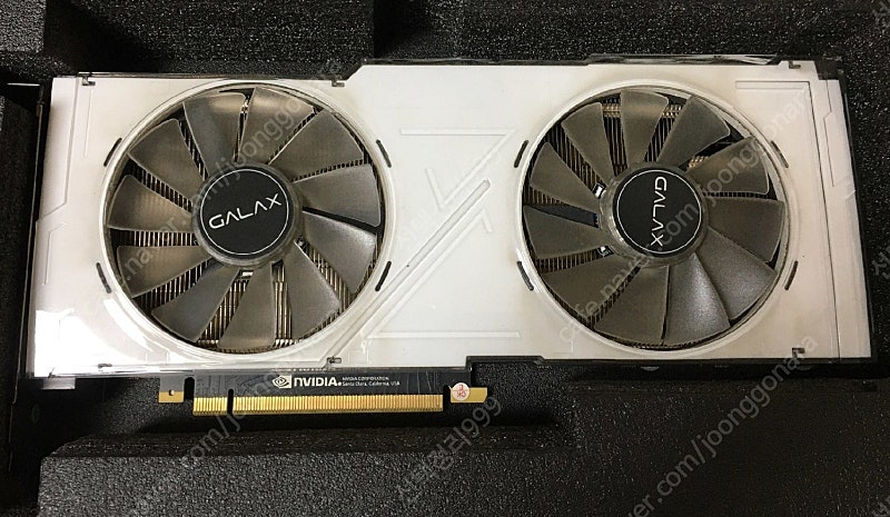 갤럭시 rtx 2080 화이트 그래픽카드 팝니다 최대2장