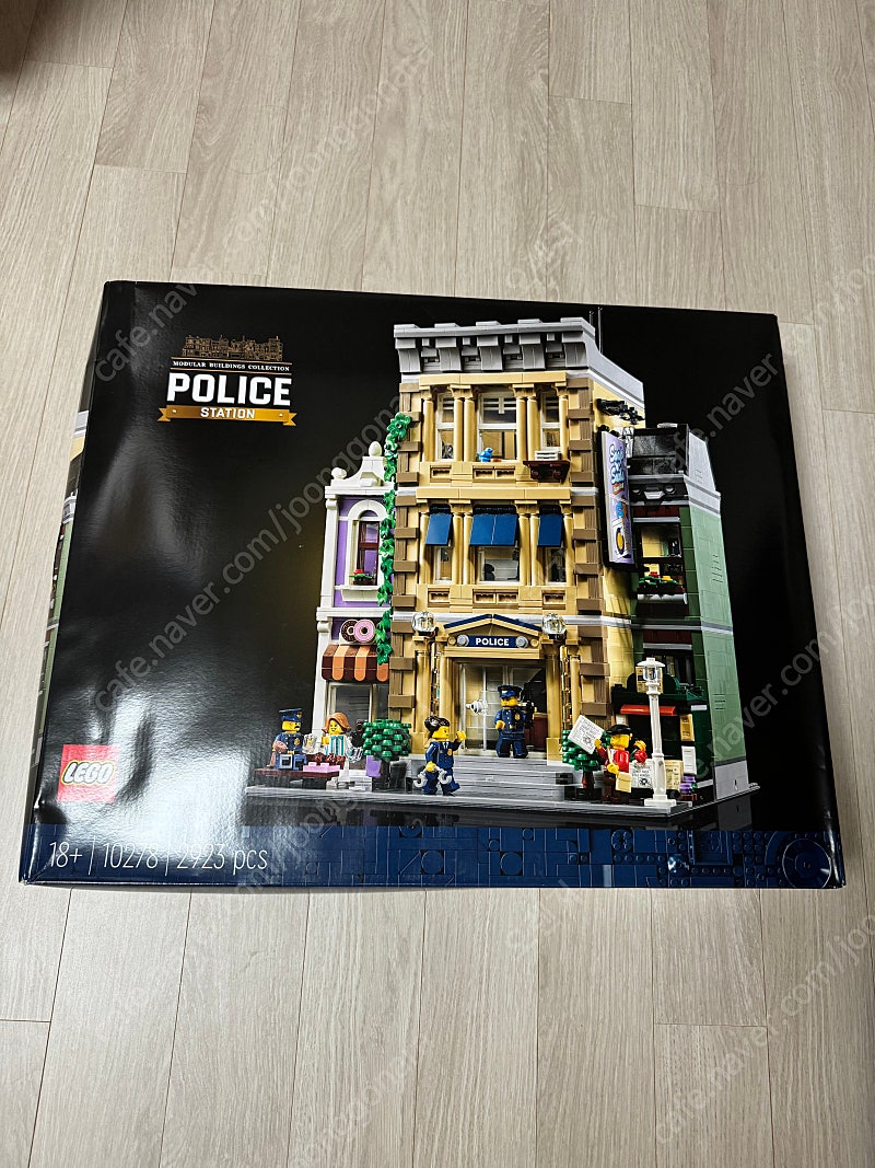 레고 경찰서 10278 미개봉 조립용 판매합니다