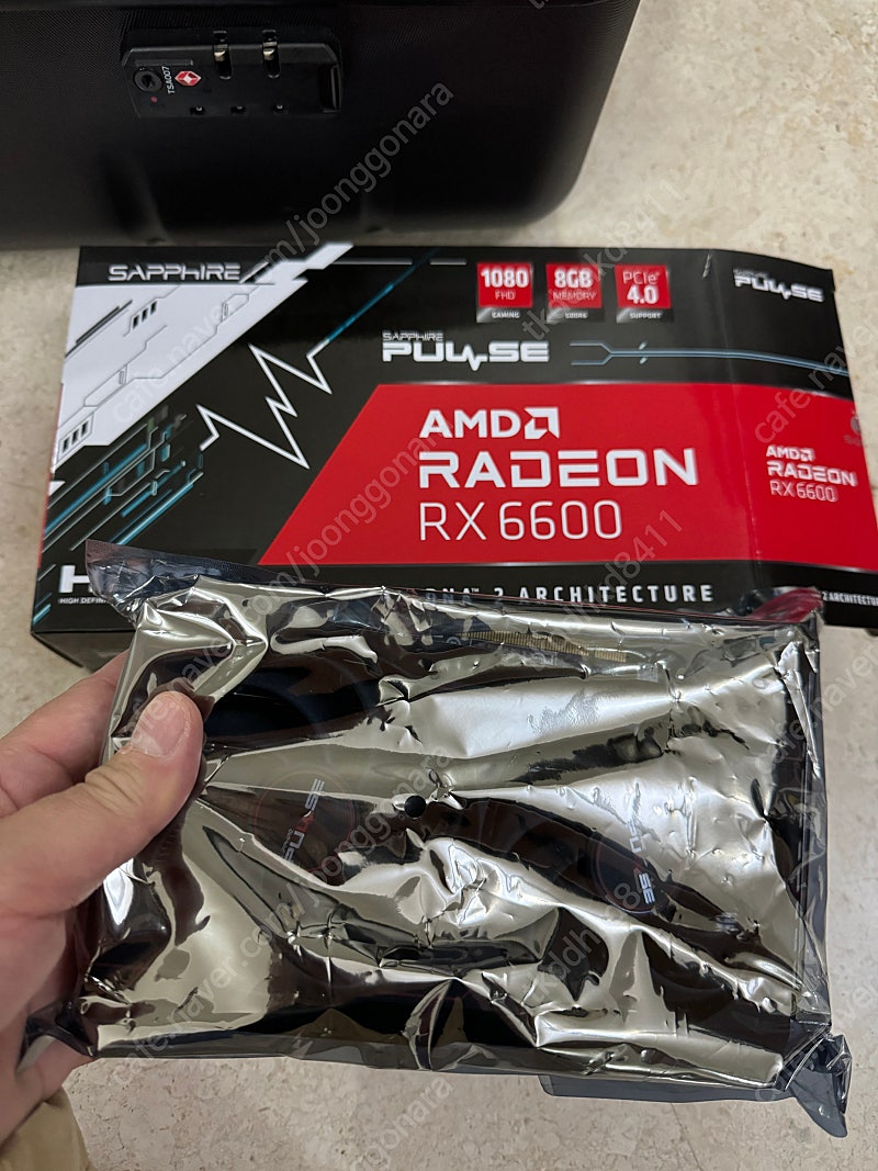 사파이어 RX 6600 팝니다.