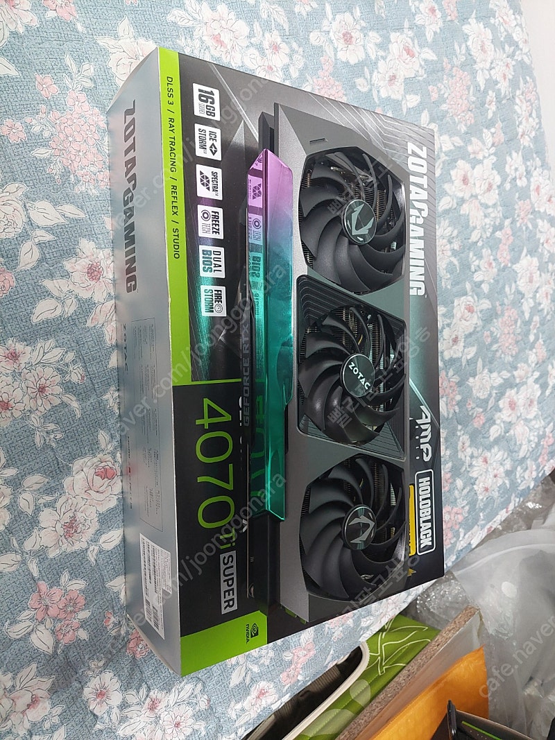 조택 4070ti super amp holo