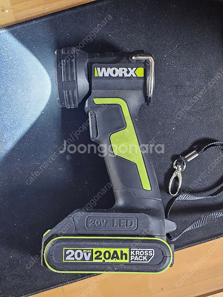 WORX WU027 랜턴 및 배터리--2