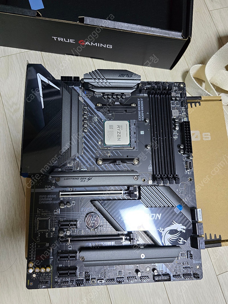 [일괄/풀박스] 라이젠 5900x, msi b550 카본, 커세어 벤젠스 rgb pro sl 32gb