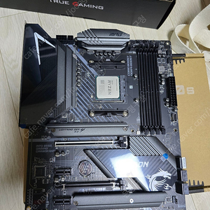 [일괄/풀박스] 라이젠 5900x, msi b550 카본, 커세어 벤젠스 rgb pro sl 32gb