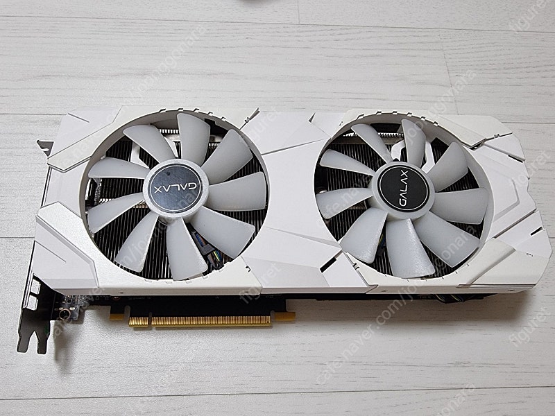 GALAX RTX 2060 SUPER EX White