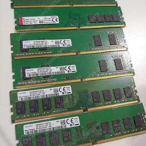 DDR4 4G 삼성 4ea 외국산 킹스톤 4G 2ea 판매합니다