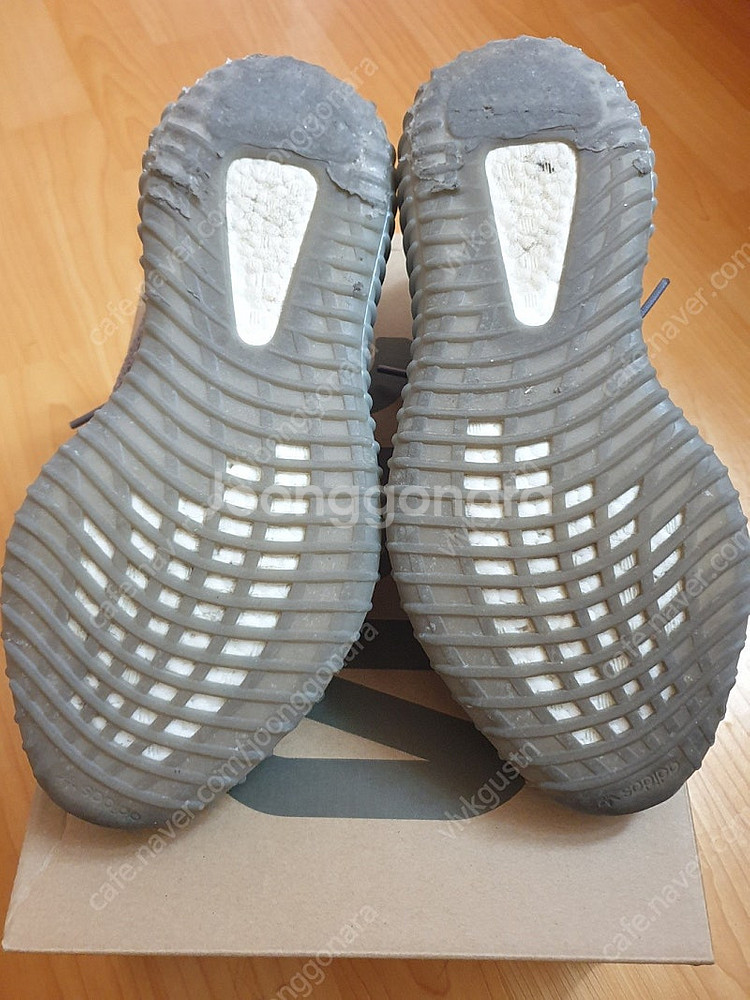 이지부스트 350 V2 벨루가2.0--1