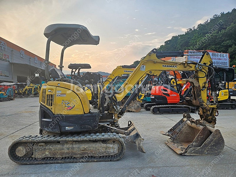 얀마 2톤 VIO20 2016년 코끼리집게 중고 미니포...--1