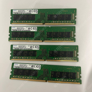 방금 컴퓨터에서 떼어낸 ddr4 32gb/128gb 팝니다.