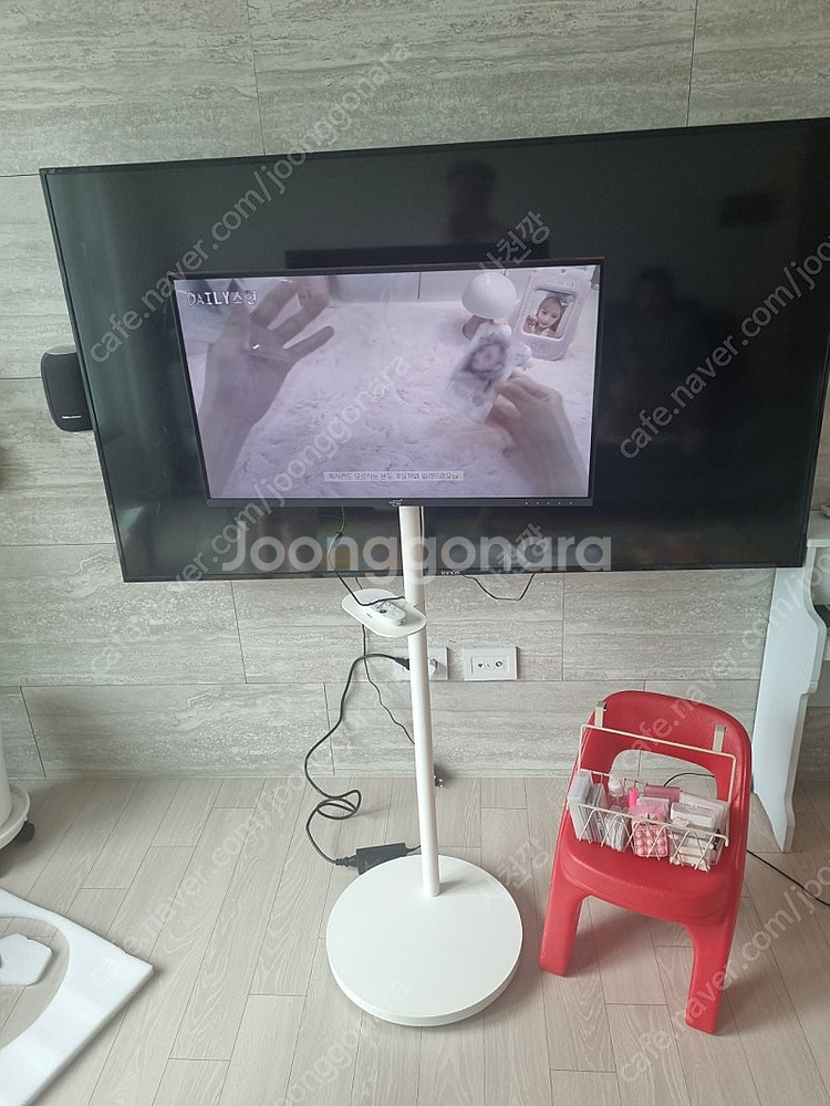 27인치모니터 어드밴스원 및 거치대새제품--0