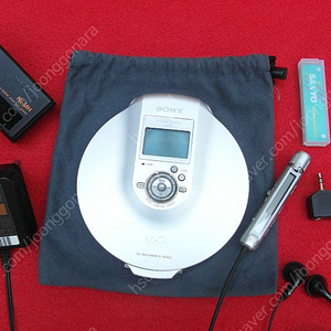 소니 mp3 cdp NE900 UFO