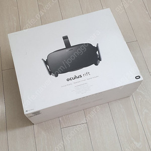 오큘러스 리프트 oculus rift 판매합니다. xbox 콘트롤러 버전