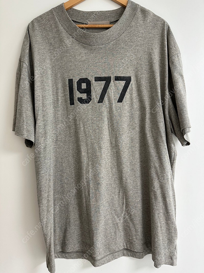 Essentials 피어오브갓 1977 티셔츠 L사이즈 + 1977 반바지 L사이즈