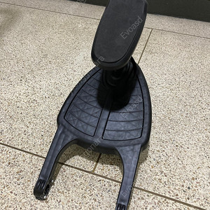 유모차 보조의자