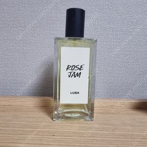 러쉬 로즈잼 향수 100ml 판매합니다
