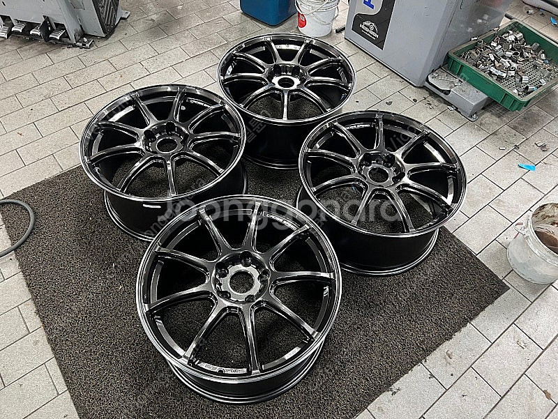 [ 일본 ] 핫스터프 사 크로스 스피드 RS9 18인치...--0