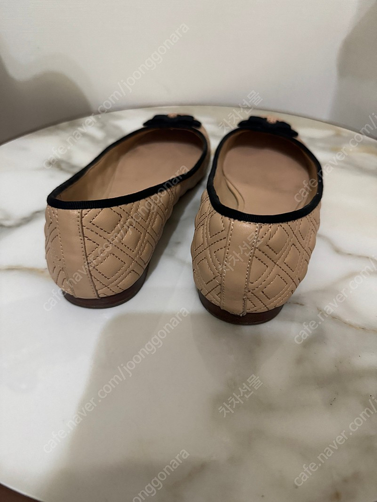 토리버치 플랫슈즈 8사이즈 + 덤 자주색 슈즈--1