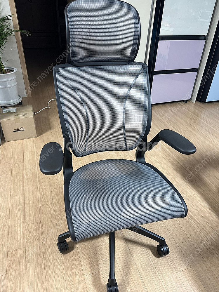 휴먼스케일 월드원 올 메쉬 매쉬 체어 판매합니다~--0