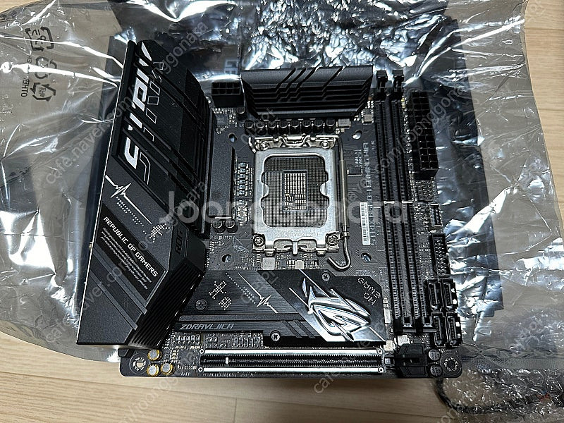 asus rog strix b660-i wifi--1