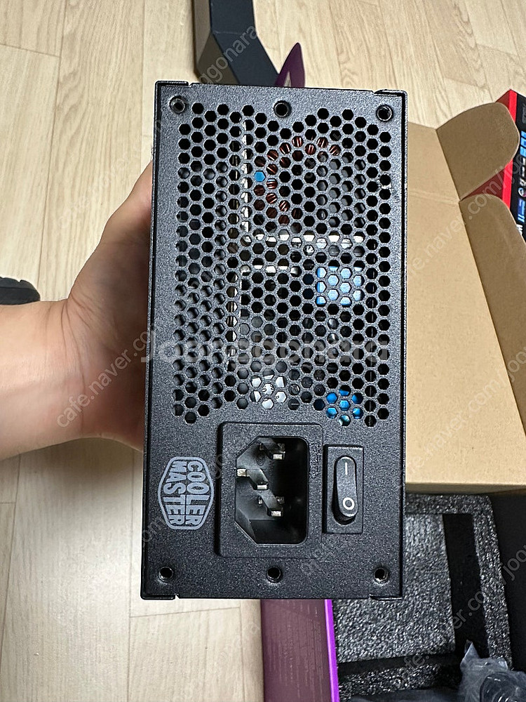 쿨러마스터 V750 sfx 파워--3