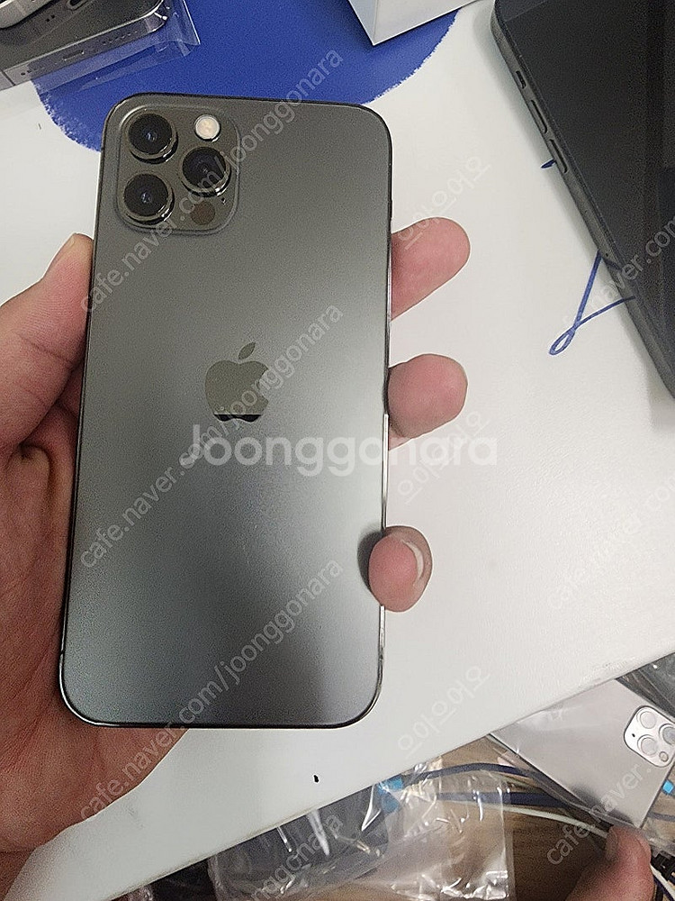아이폰12프로 128기가 스페이스그레이 기기단품 판매합...--1
