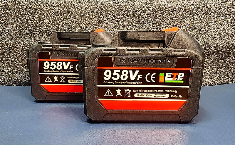 마끼다 배터리 958VF 18V 15셀 2개 + 충전기 9.3만원 (새상품) / 무료배송 / 6월 제품