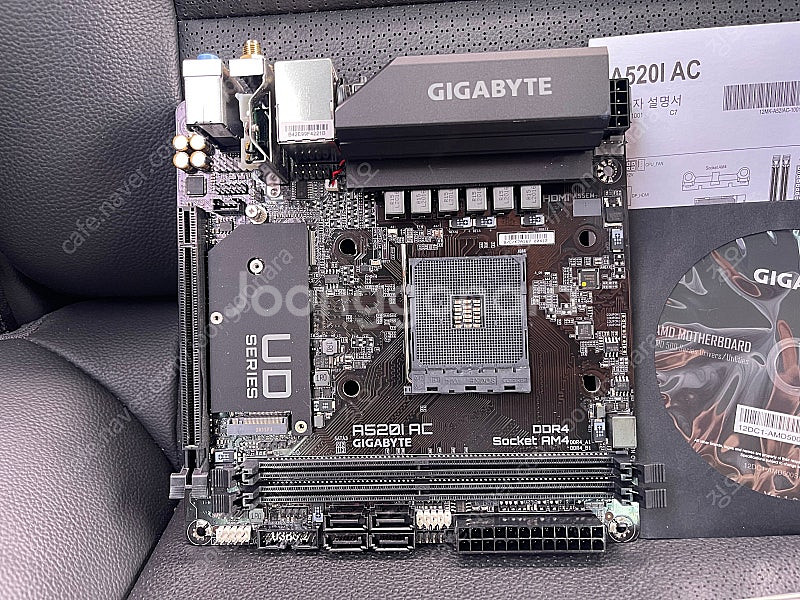 기가바이트 A520i AC--2