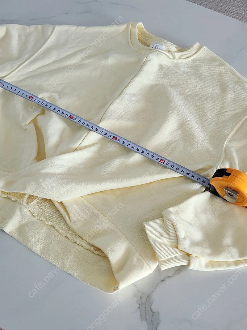 (새상품) 자라 걸즈 밑단 꼬임 포인트 티셔츠, 자라 키즈 상의 맨투맨