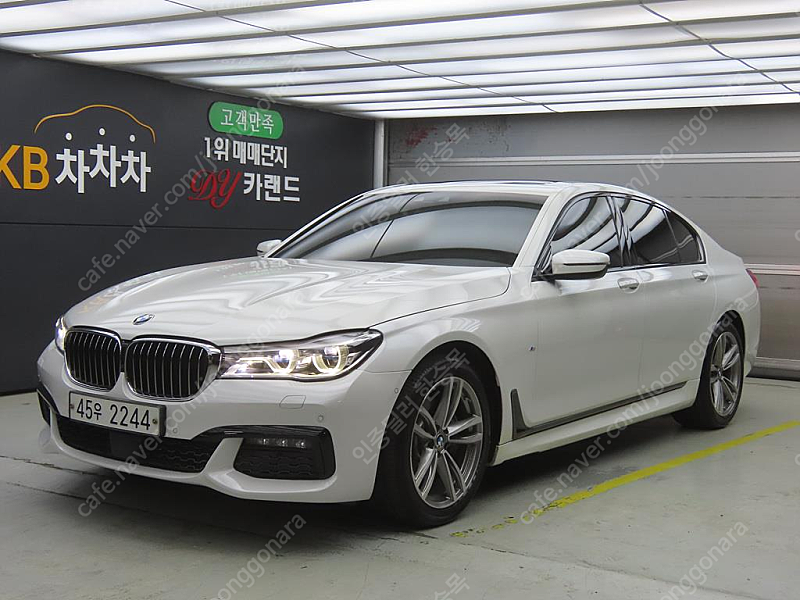 BMW7시리즈 (G11) 740d xDrive M 스포츠중고차 할부 리스 카드 저신용자 전액할부 가능합니다