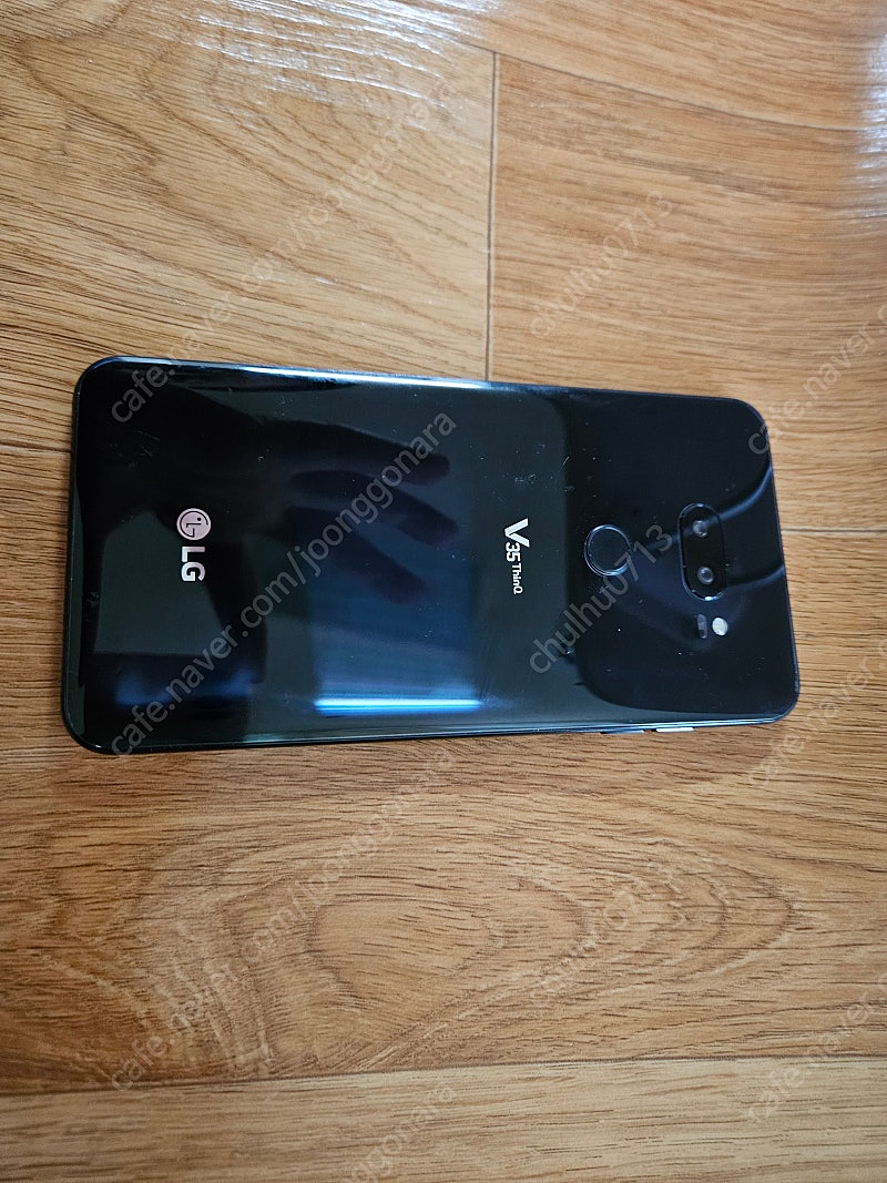 lg v35 팝니다.