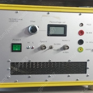 Piezo Analogue High Power Amplifiers LE LE 200/500: 0 V / +200 V, 5000 mA.