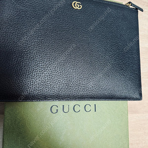 GUCCI 구찌 마몬트 클러치백 S급