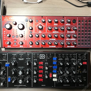 베링거 Behringer Model D, Neutron 판매합니다.