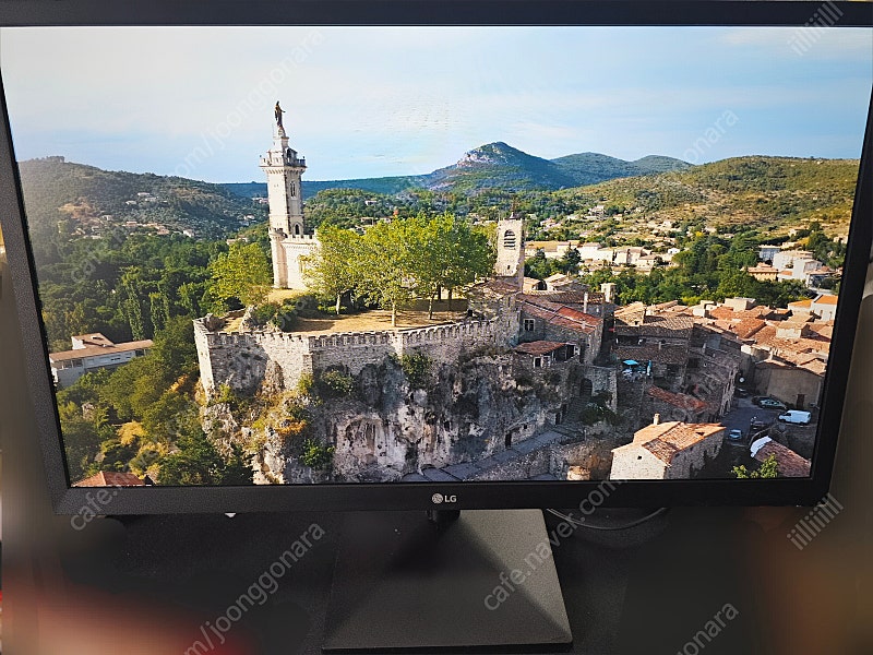 LG 24인치 LED 모니터 24MK430H 팝니다