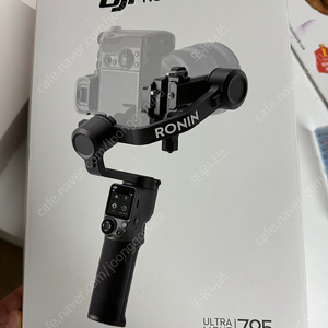 DJI 로닌 RS3 MINI 개봉만 한거 팝니다.