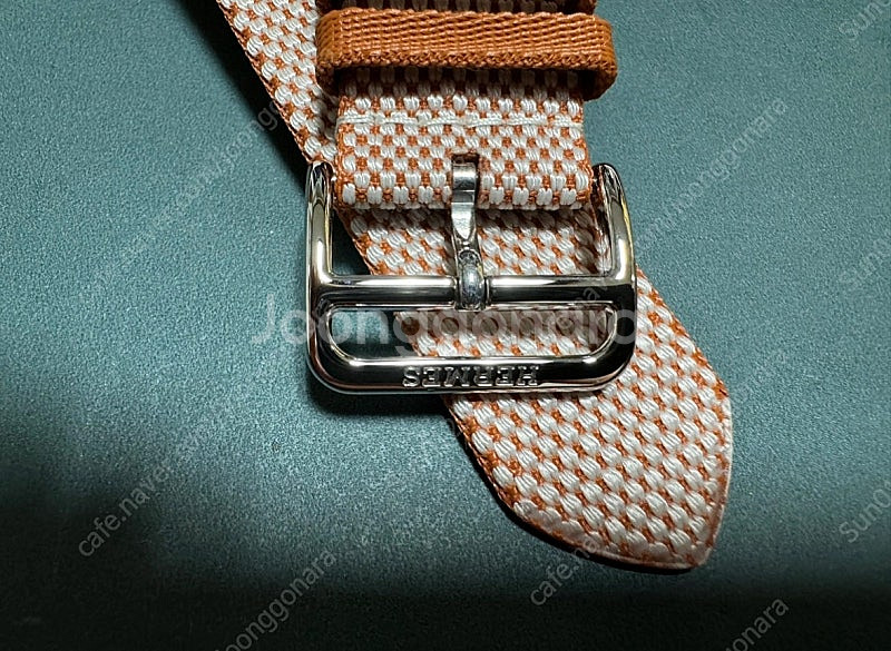 애플워치 에르메스 스트랩 45mm 판매합니다.--1