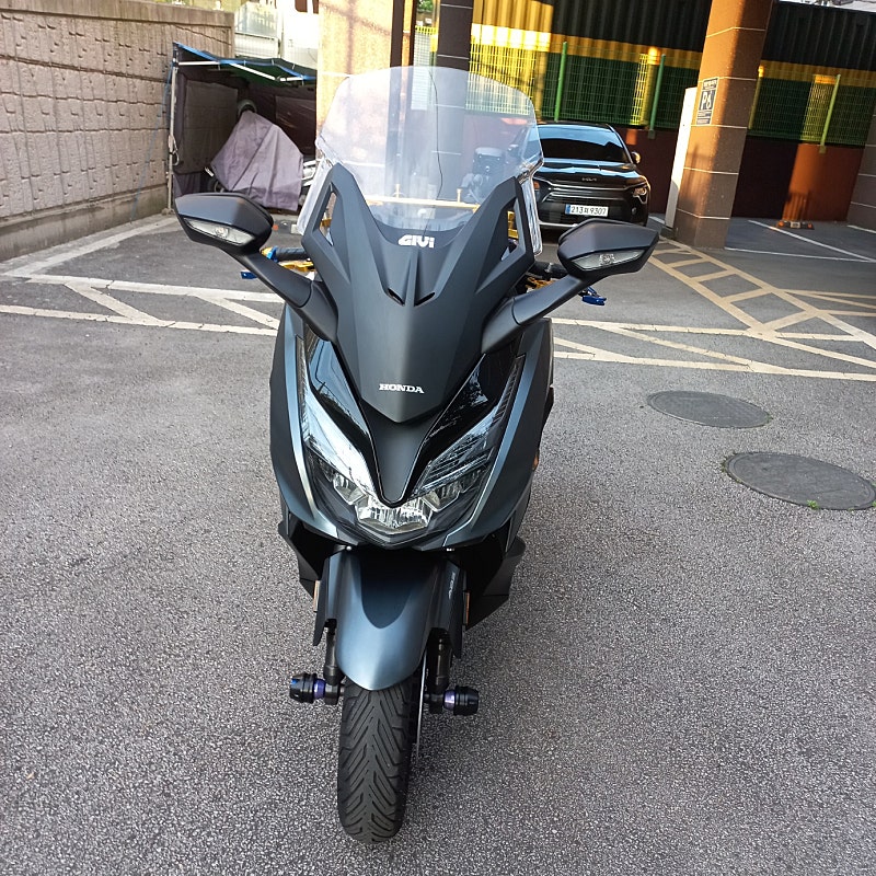 [부산] 혼다 포르자350cc 2022년식 S급